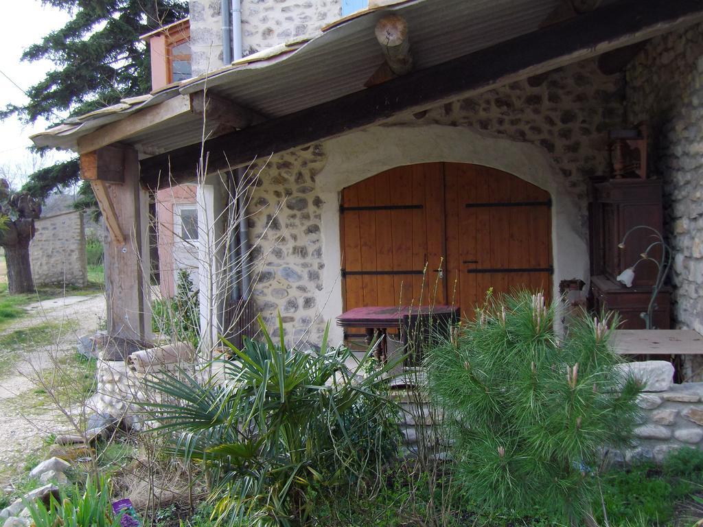 Chambres D'Hote Les Jardins De Prasserat Vallon-Pont-dʼArc Pokoj fotografie