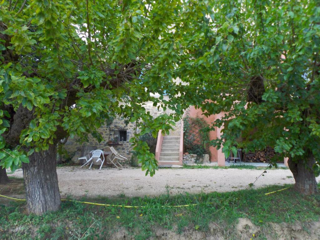 Chambres D'Hote Les Jardins De Prasserat Vallon-Pont-dʼArc Pokoj fotografie