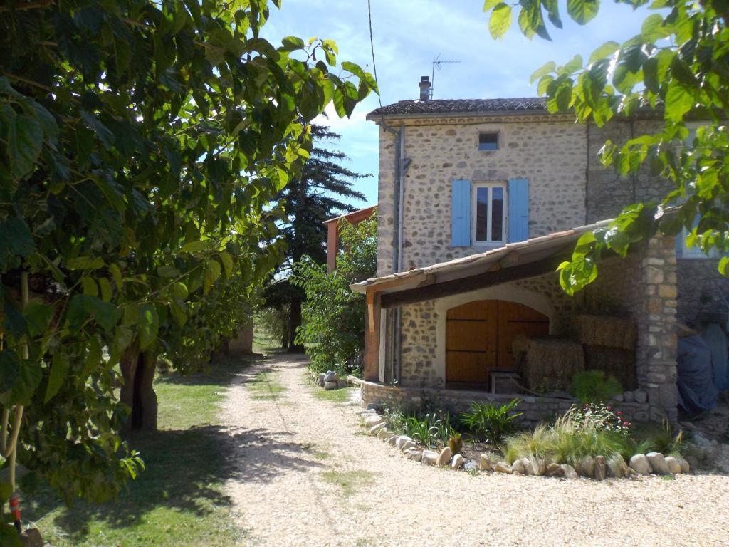 Chambres D'Hote Les Jardins De Prasserat Vallon-Pont-dʼArc Pokoj fotografie